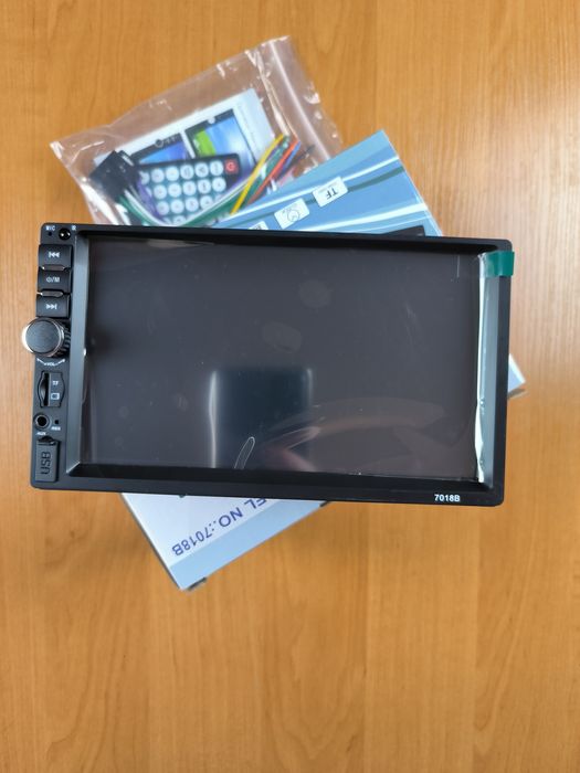 Автомагнітола 2DIN 7018B