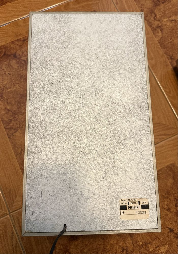 Gira-discos Philips 1131 c/ coluna