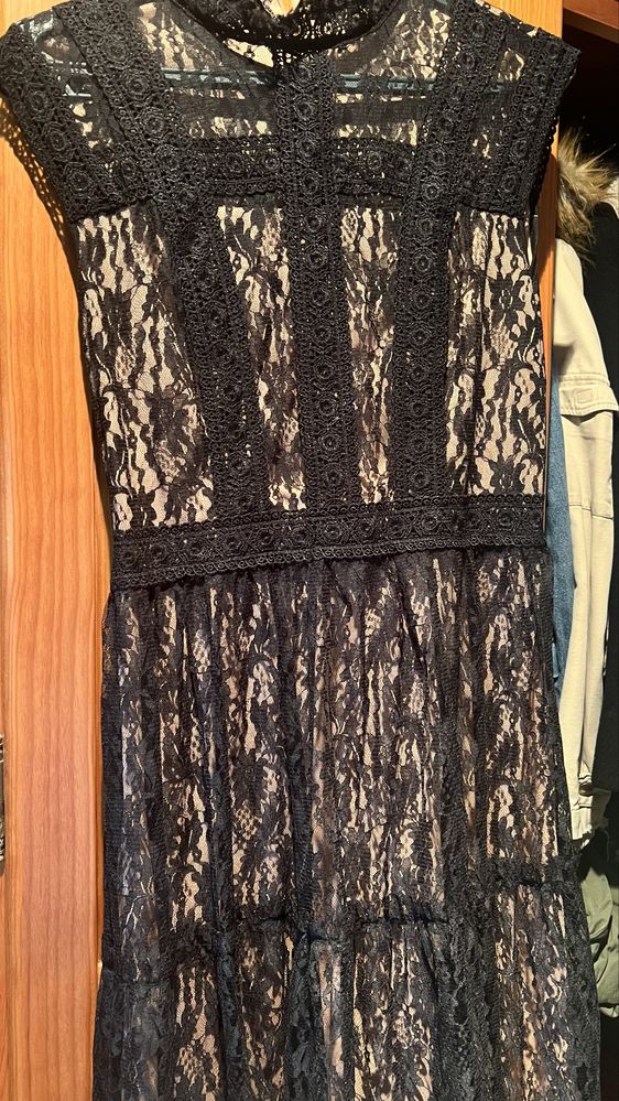 Vestido comprido Preto em renda