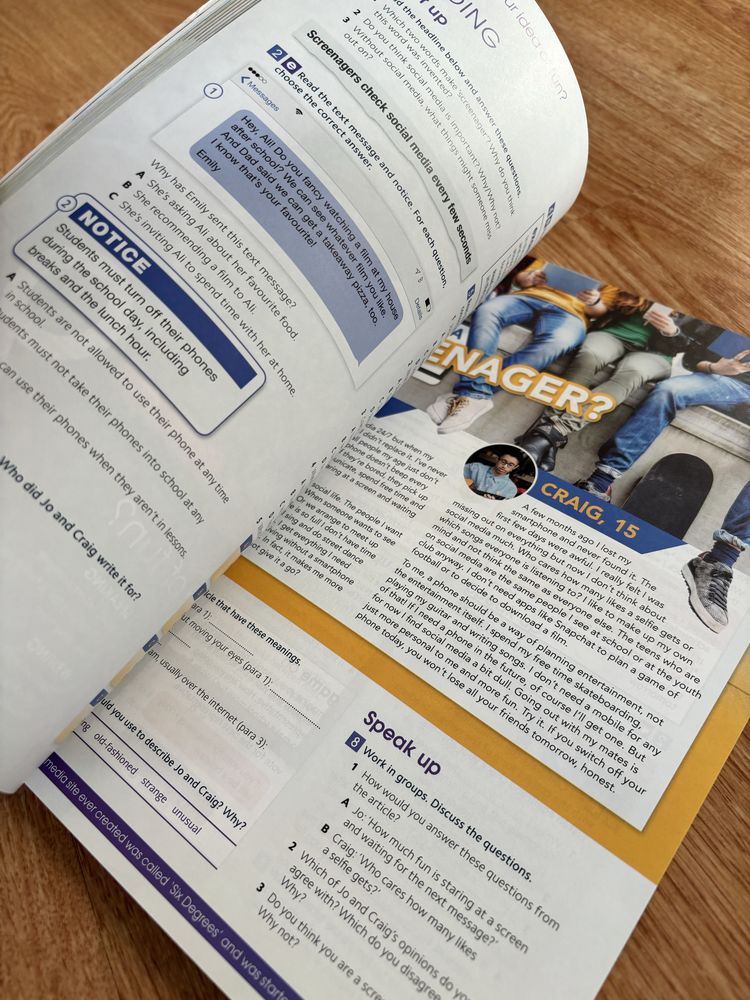 Gold Experience A2+ Students book & Workbook Pearson