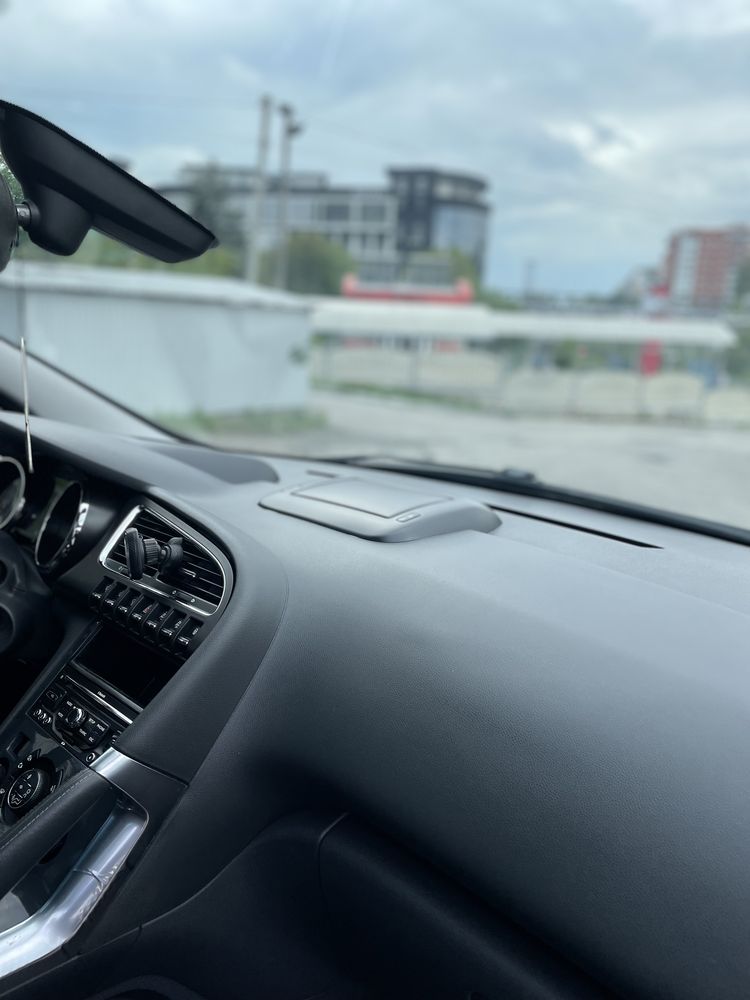 Продам авто Peugeot 3008