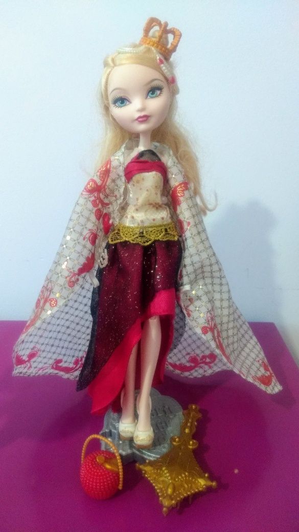 Lalki Ever After high Apple white lalka