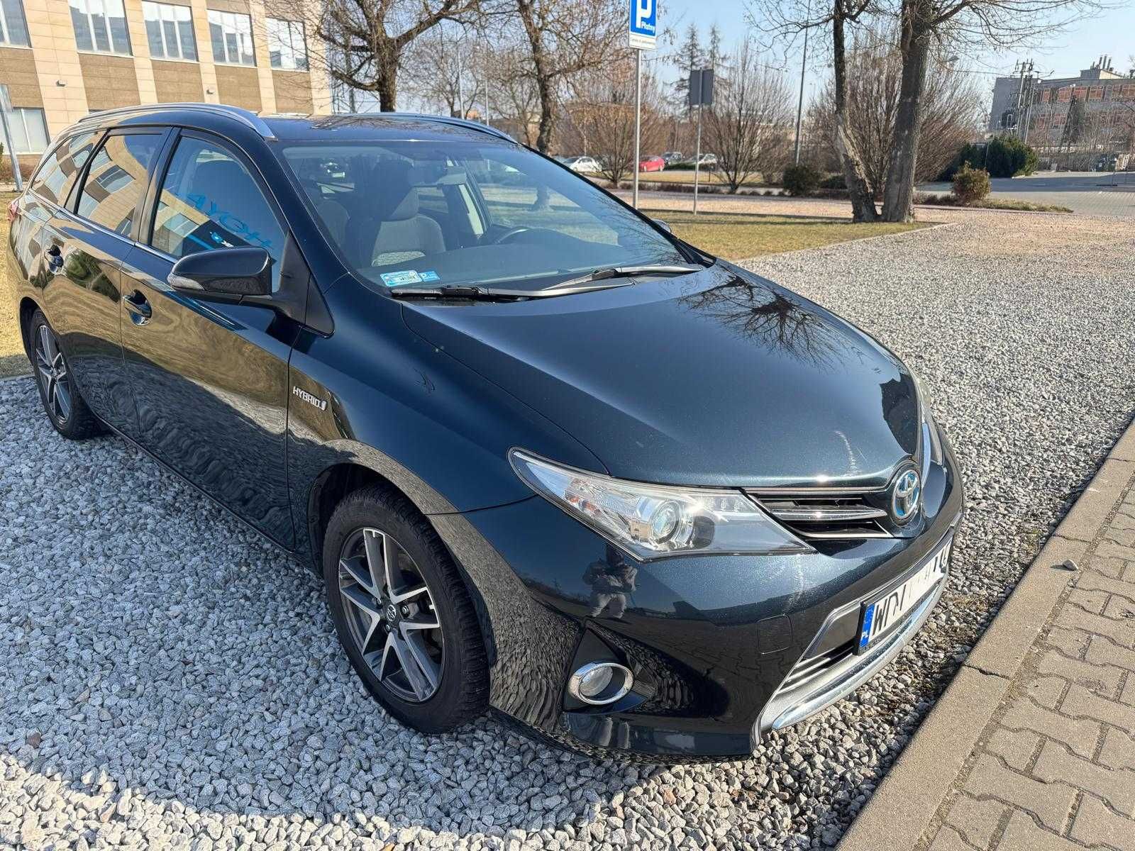 Toyota Auris 2015