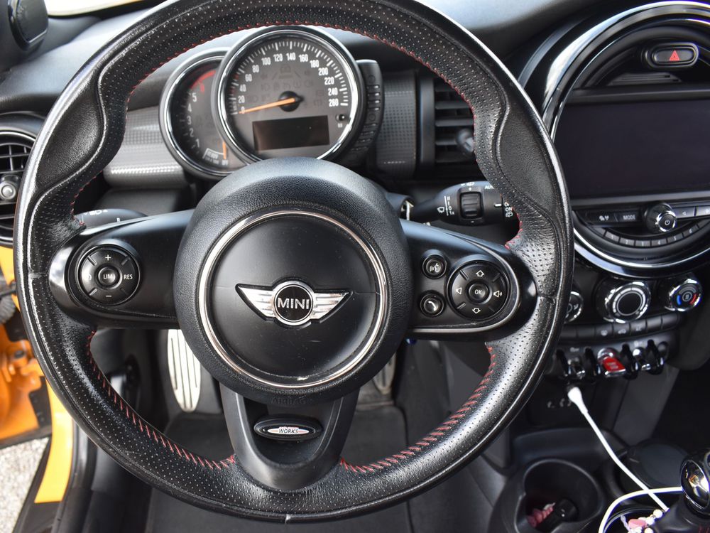 Mini Cooper D F56 NEGOCIÁVEL