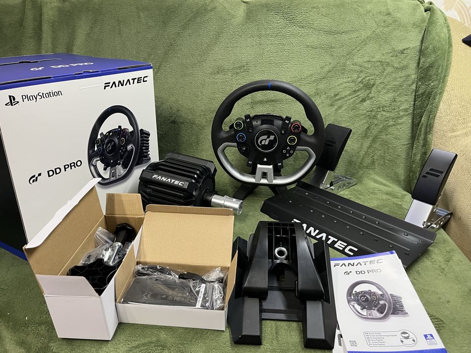 Ігрове кермо Fanatec Gran Turismo DD Pro (5 Nm) Ready2Race