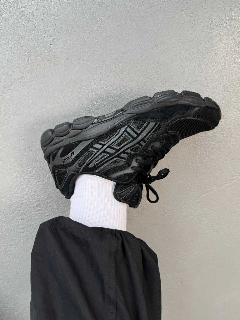 Чоловічі кросівки Asics Gel-NYC Triple Black