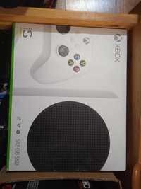 XBOX Series S dwa pady oraz gry