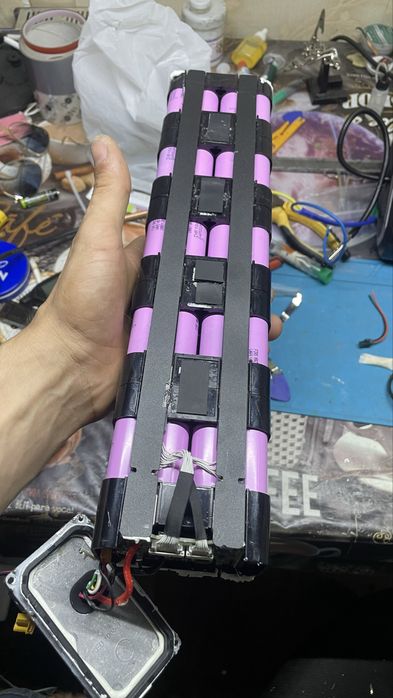 Ремонт інверторів,зарядних станцій, аккумуляторів, електроінструменту.