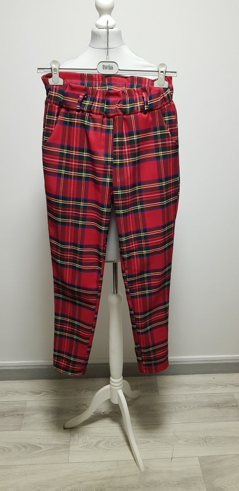 New Collection 38/M spodnie czerwona krata
