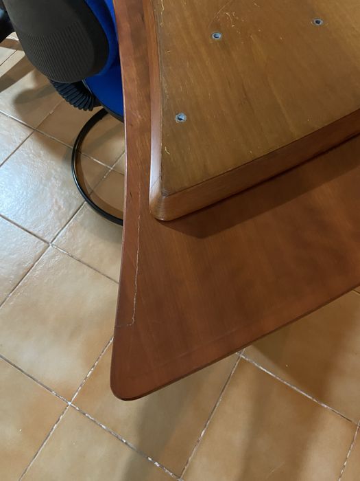 Secretaria de madeira maciça