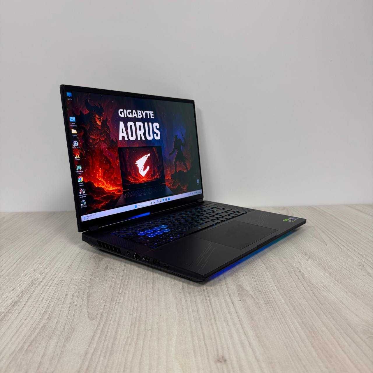 Gigabyte Aorus Master 2K OLED 240Hz Ultra 9 275HX 32GB SSD2TB RTX 5090