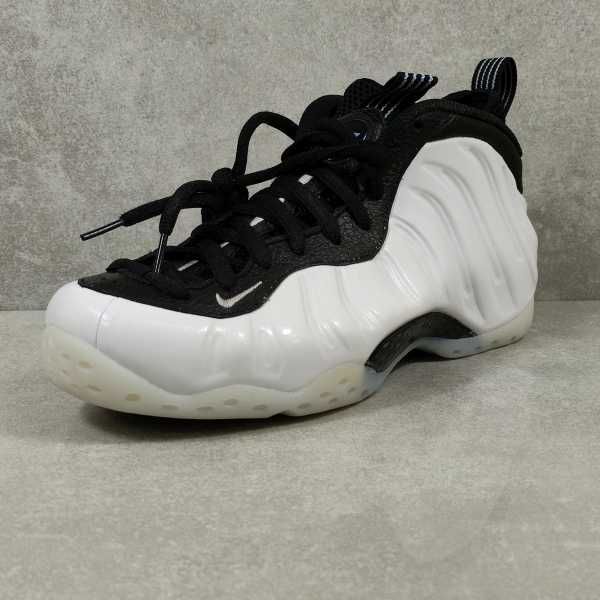 Buty męskie Nike Air Foamposite One
Penny PE r. 41 i 42 nowe sklep