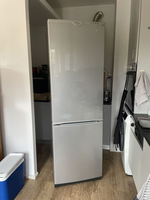 frigorifico / congelador combinado whirpool 1,90m