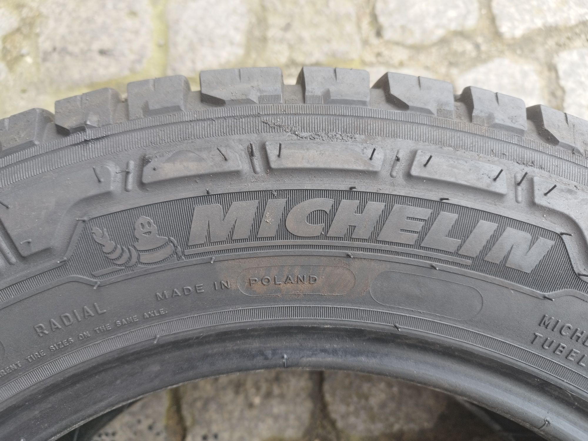 Opony 215x65x16 C Michelin wielosezon dot 22