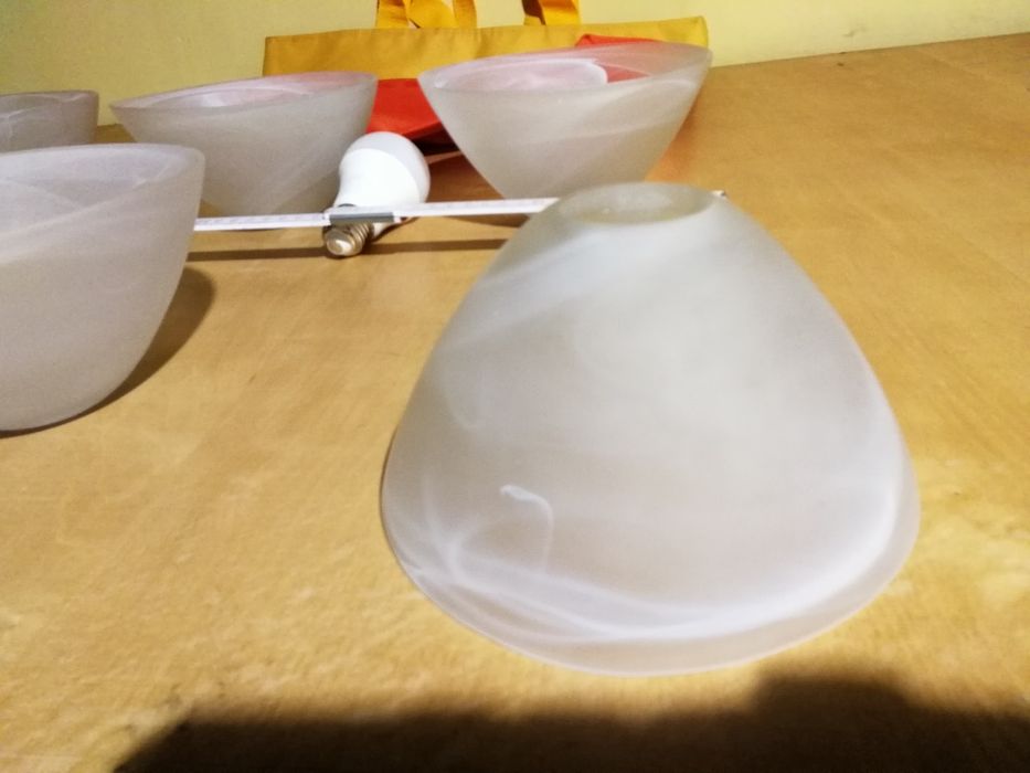 Klosz szklany lampa sufitowa kinkiet mleczny alabaster prl żyrandol st