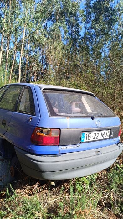 Opel Astra 1.7 TD para peças