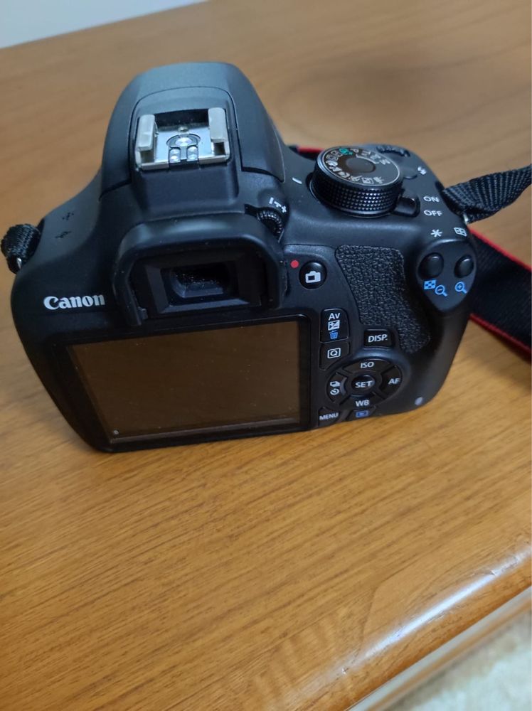 Vendo Canon 1200D