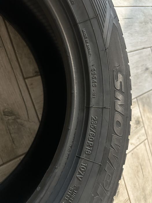Шини Toyo протектор 235/60 r18