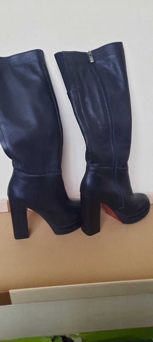 Високі зимові чоботи 38 -39