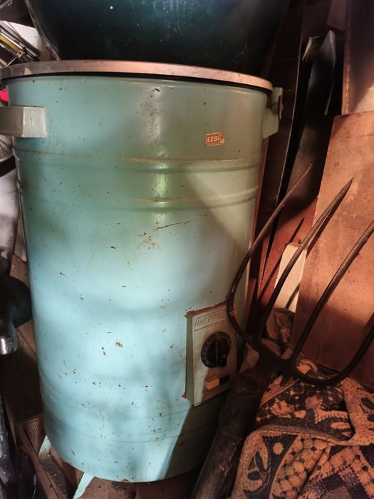 Пральна машина Таврія бочка з ручним віджимом