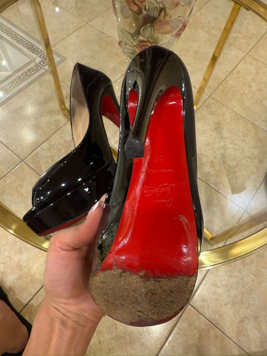 Christian Louboutin туфлі на підборах