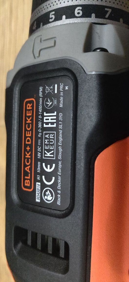 BLACK+DECKER акумуляторний ударний шуруповерт PARKSIDE
