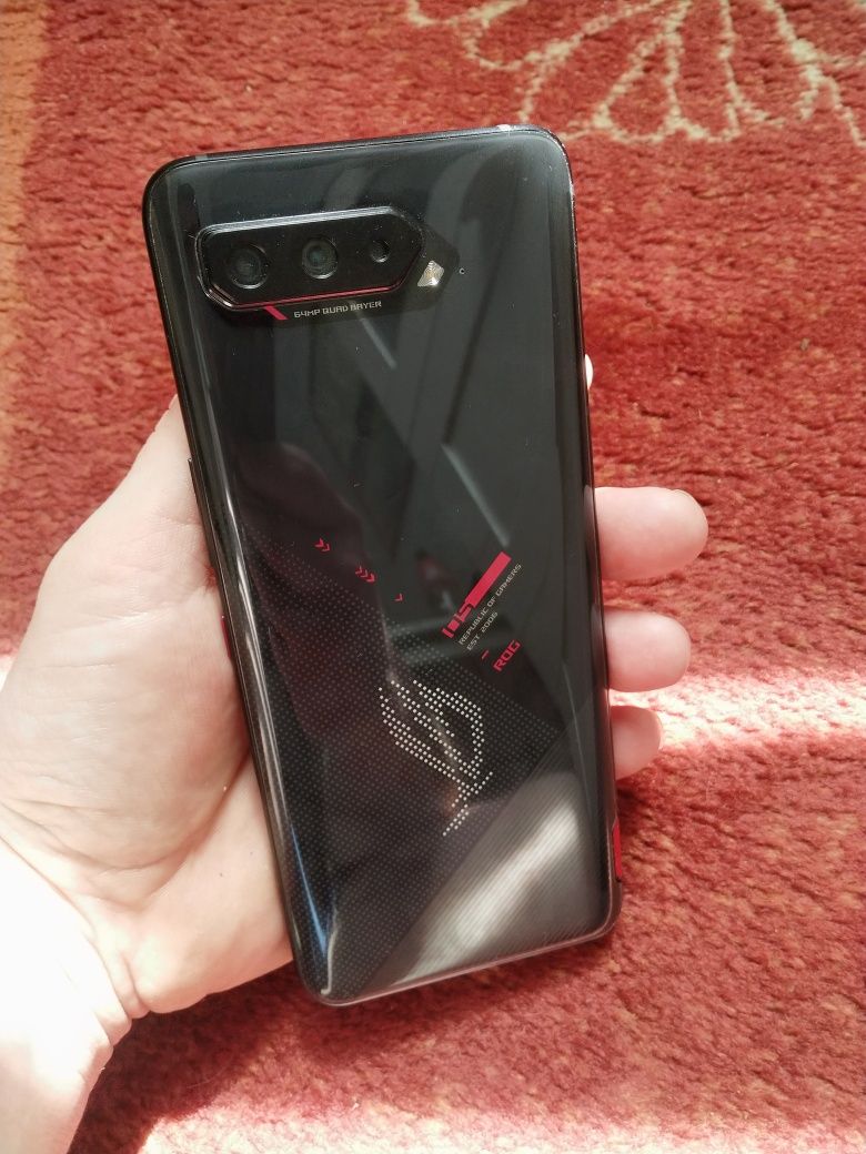 Asus rog 5 16/256