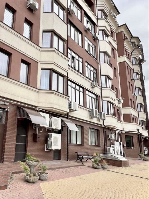 Продам квартиру в новобудові