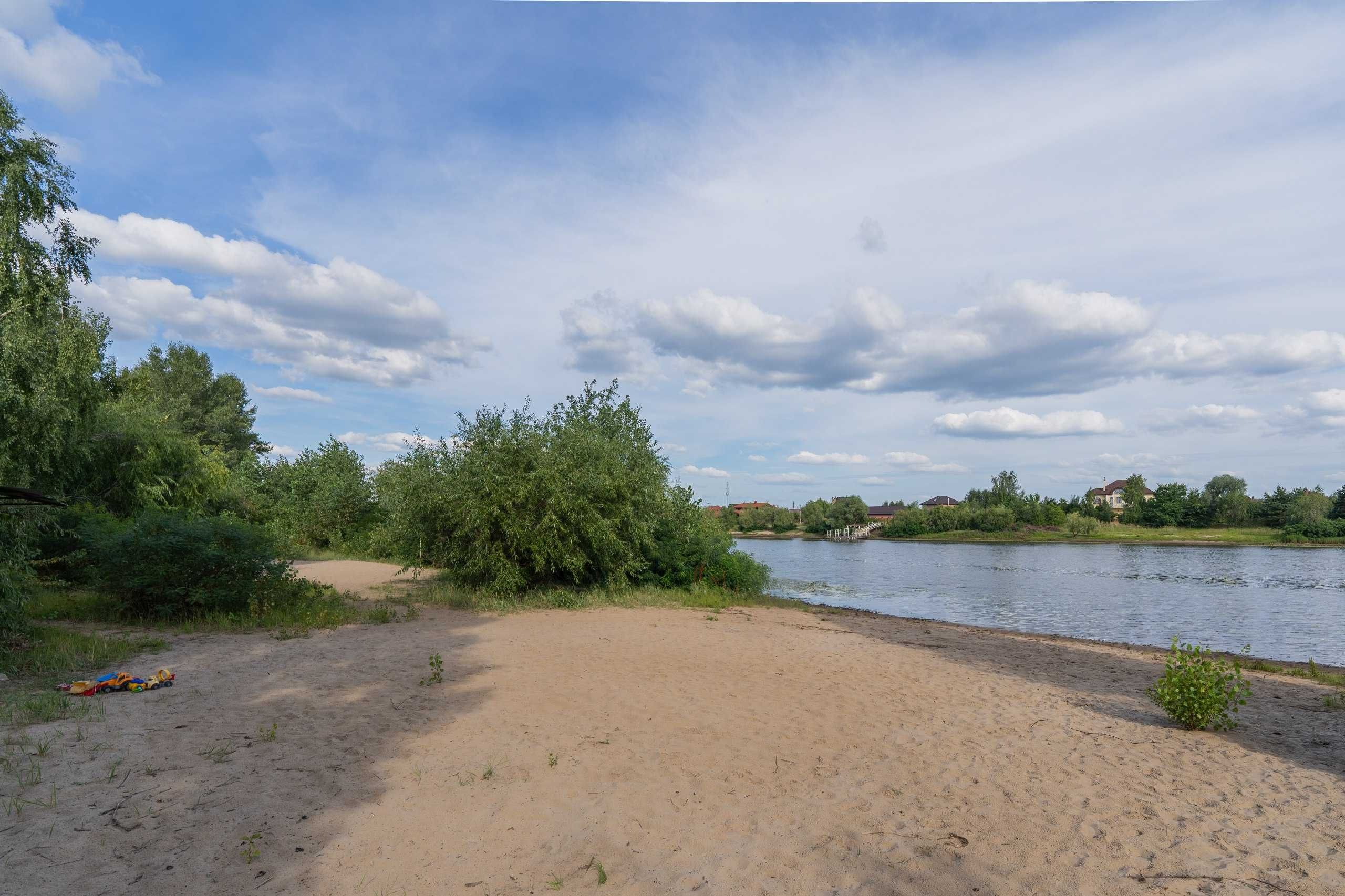 Сады Днепра, Вышгород, Осещина, возле воды, 13 сот