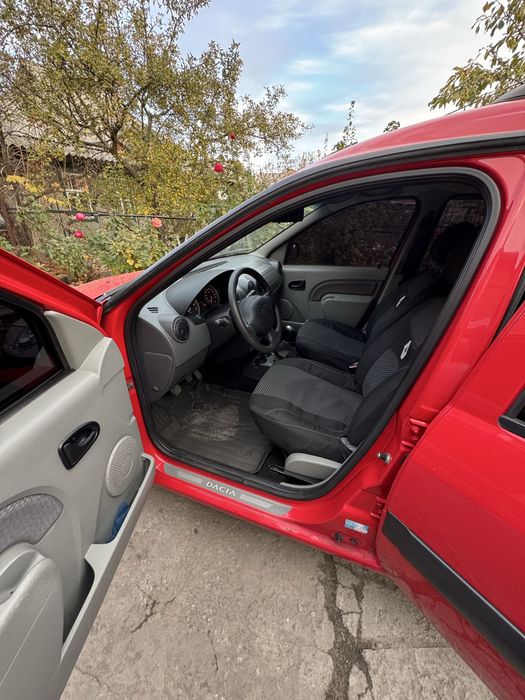 Продаю дачу логан 7 мест  дизель 1.5 к9к 2008 года