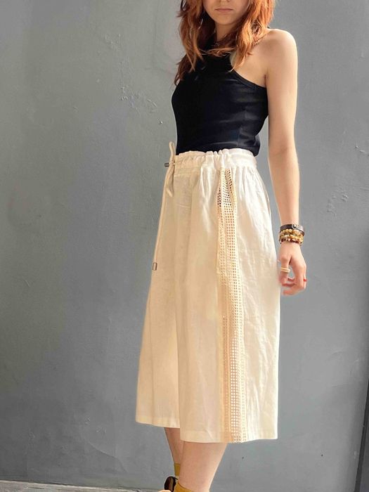 Шорти-бермуди з льону з прошвою