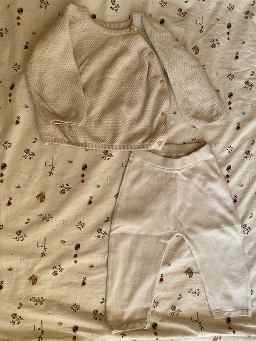 Dzianinowy komplet H&M kremowy 74