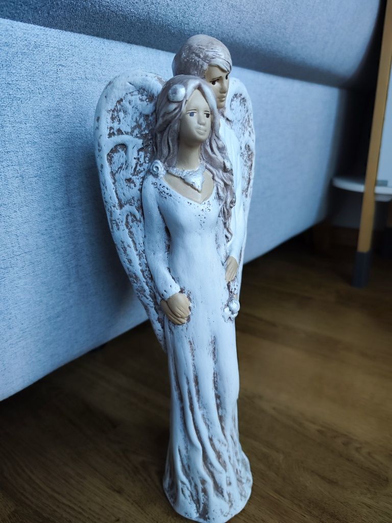 Gipsowa figurka zakochana para
