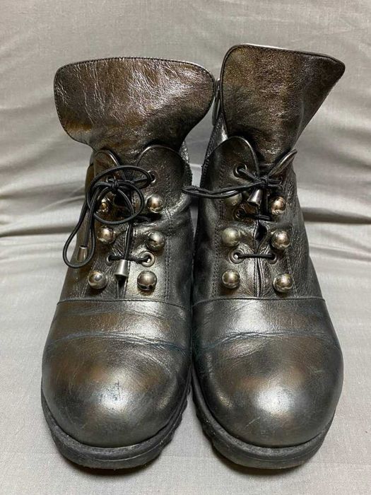 Женские кожаные ботинки ботильоны серебристые 36 р