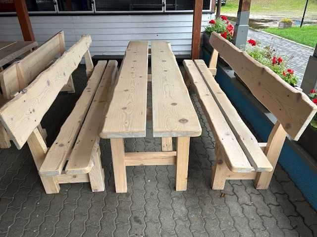Zestaw stół i dwie ławki. Solidne drewno