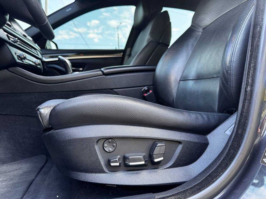 BMW 5 Series 2013 Гибрид 3,0