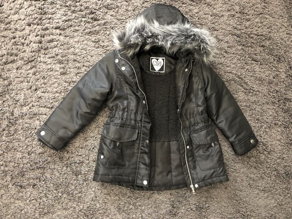 Зимняя черная курточка куртка парка на 5,6,7 лет на рост 110 116 zara