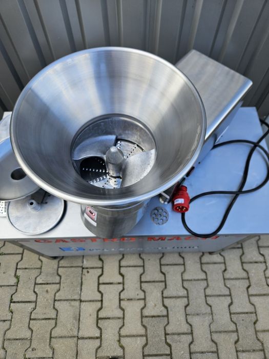 Wilk, szatkownica maszyna wieloczynnościowe Spomasz NMK 550