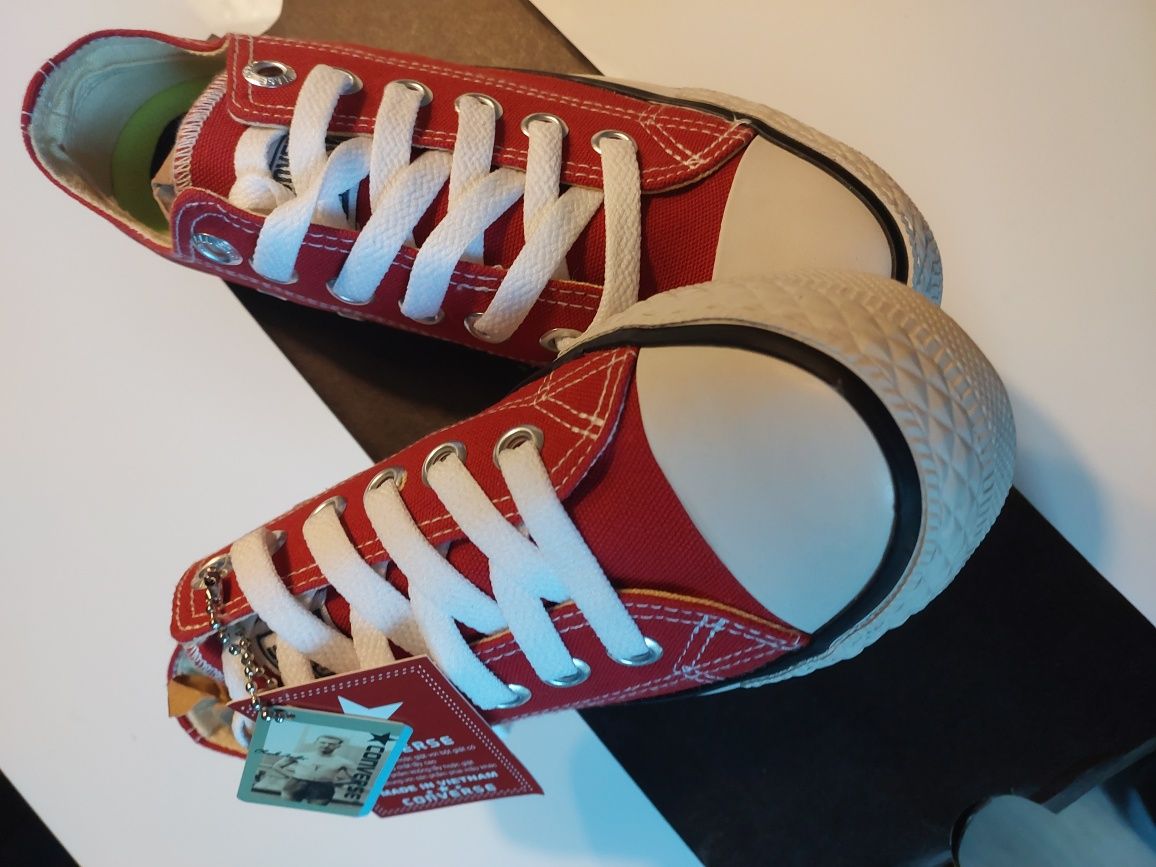 Buty sportowe Convers nowe rozmiar 38