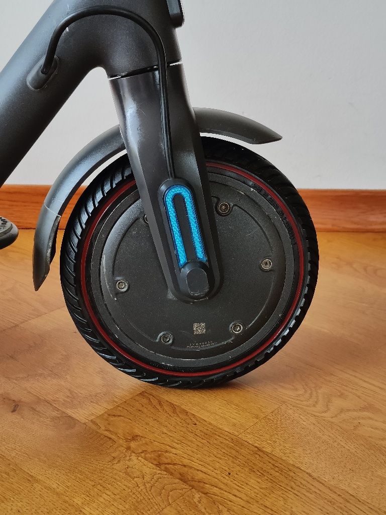 Hulajnoga elektryczna Xiaomi Mi 1S