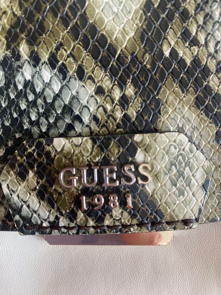 Сумка женская GUESS небольшая