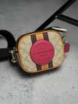 Skórzana torebka Coach, mini dempsey camera bag signature stripe