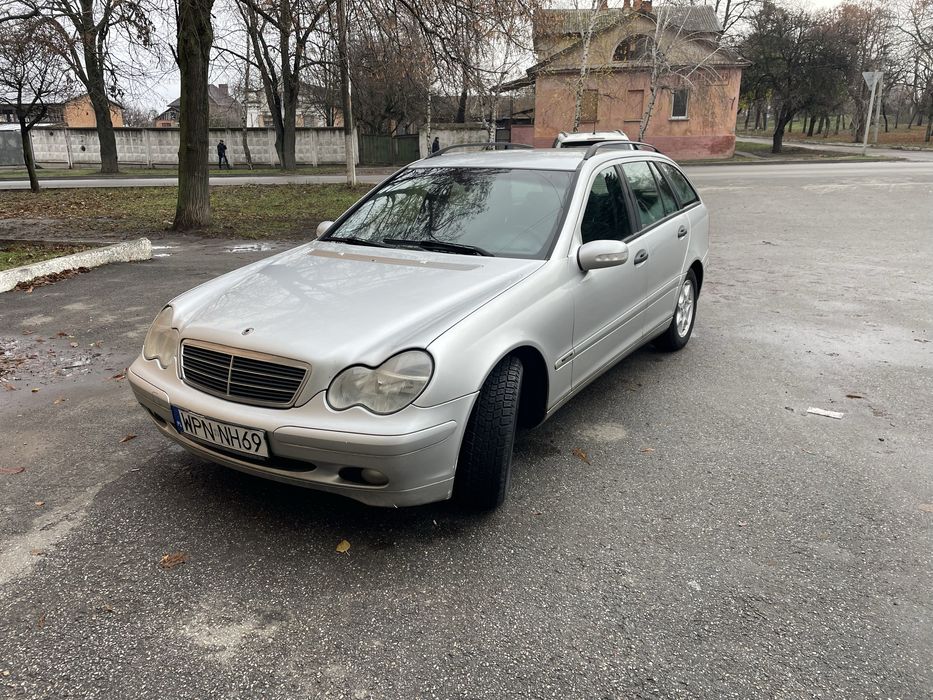 Mercedes C200 2.1 дизель