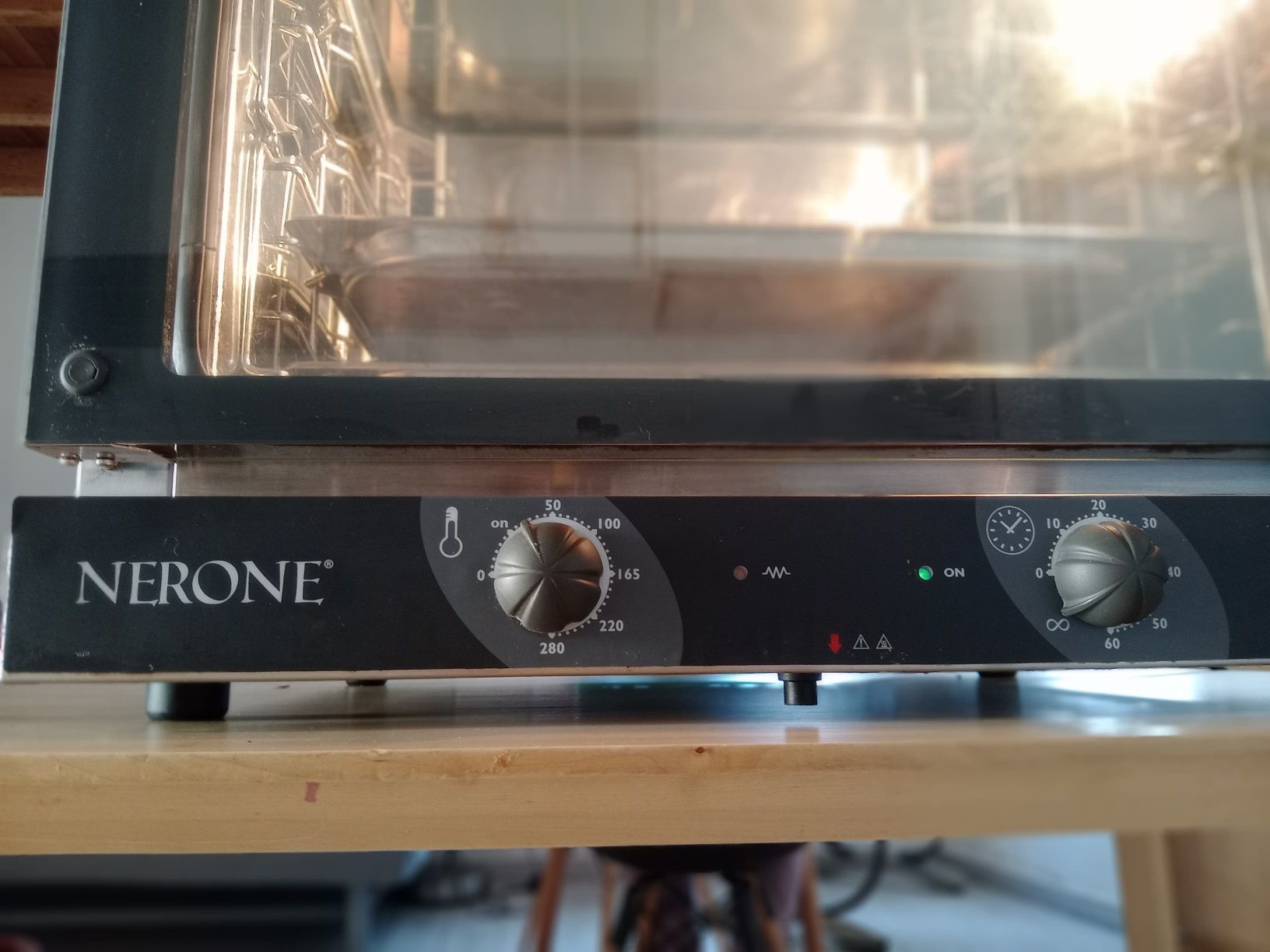 Forno de Convecção Nerone EKO Tecnodom | FEM04NEGNV | Para 4 T