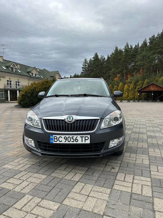 Skoda fabia 2011р