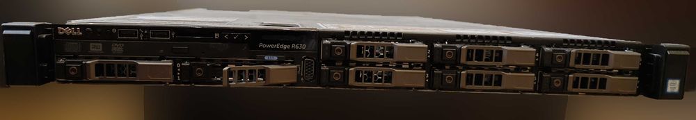 Шасі сервера Dell PowerEdge R630