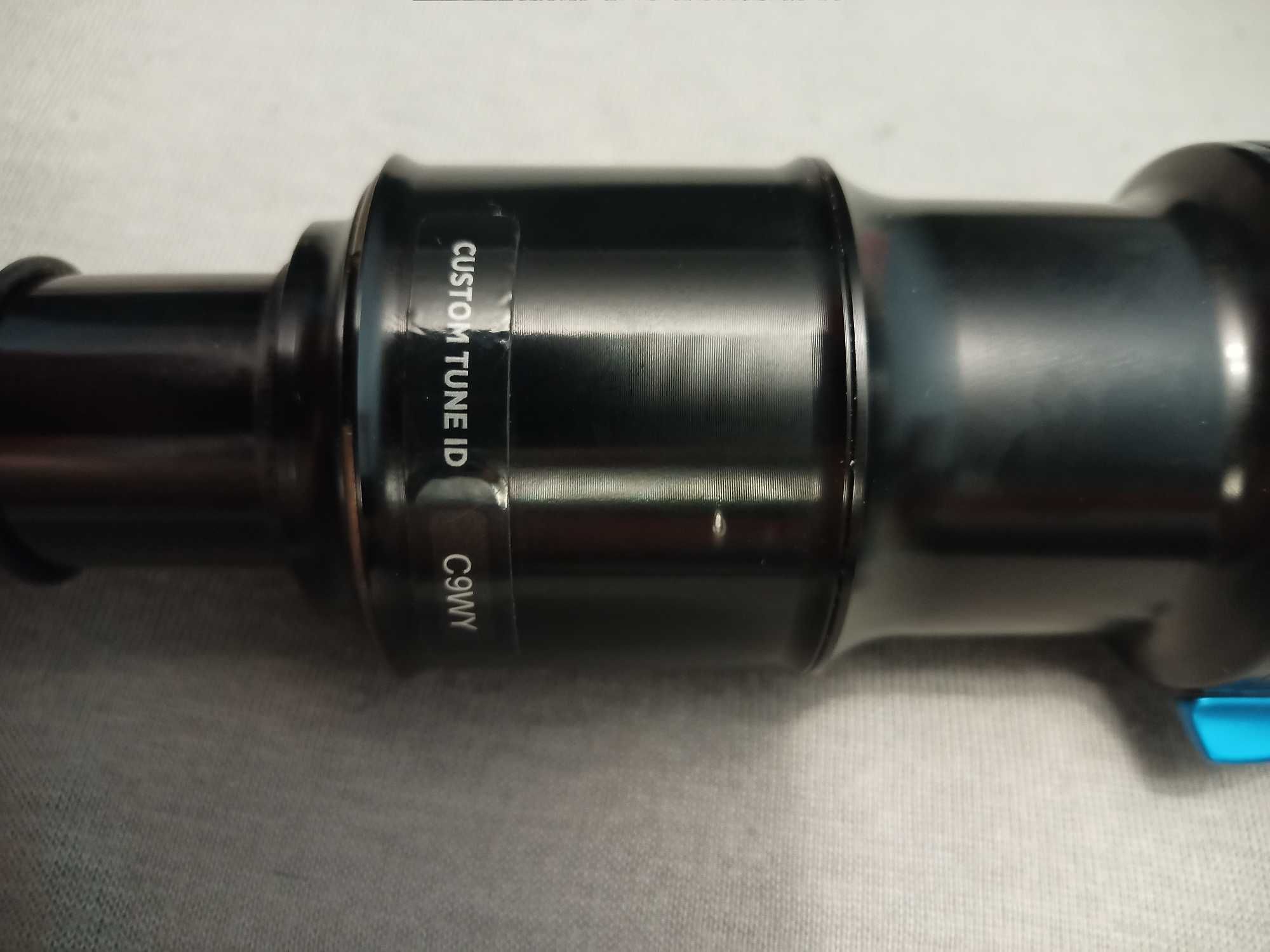 Damper Fox 195mm jak nowy