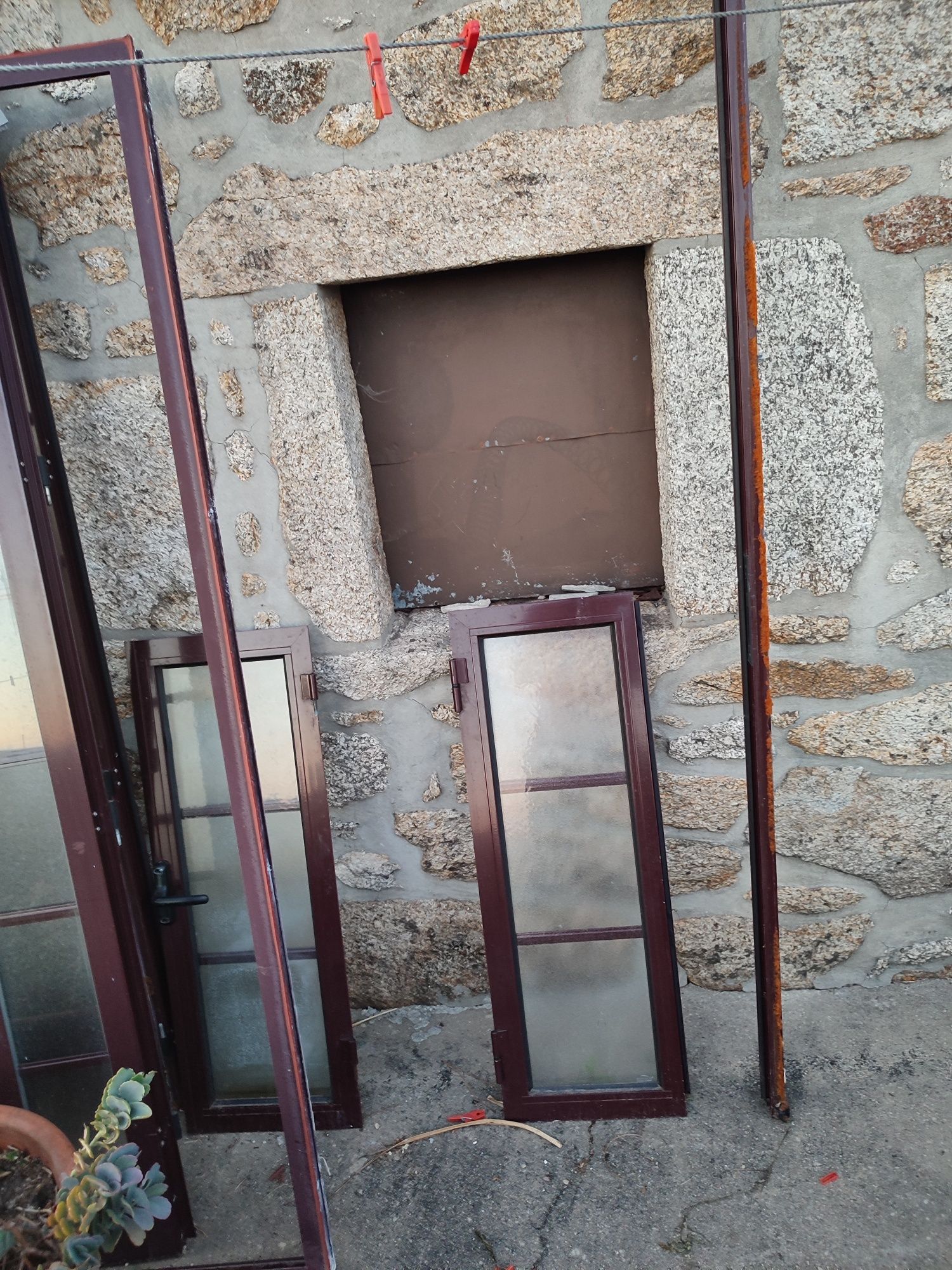 Janelas e portas em alumínio