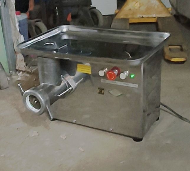 Мясорубки м'ясорубки промислові професійні Италия МИМ300 М МИМ600 ТМ32