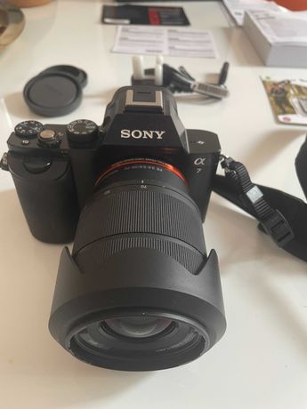 Sony - A7 Full Frame Mirrorless Camera 1st generation + 28-70mm Lens